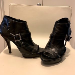 Nine West Leather Platform Heel Peep Toe Bootie